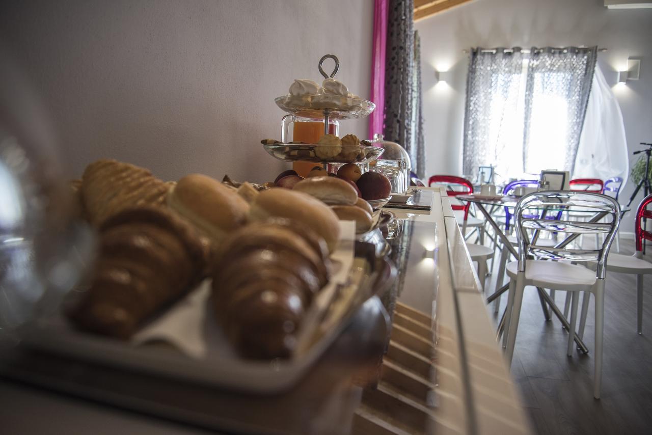 مبيت وإفطار لوناتو Michela Bb & Relais المظهر الخارجي الصورة